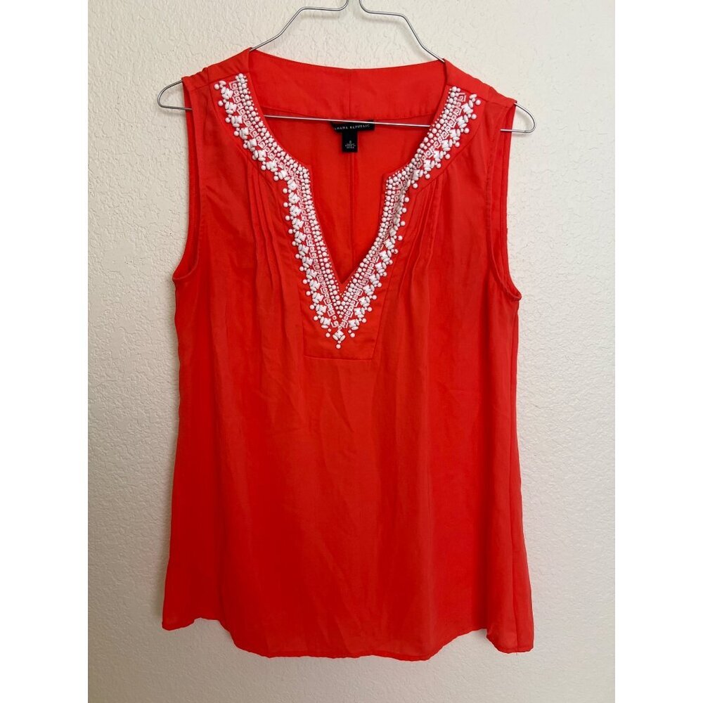 Banana Republic Size 8 Coral Orange Sleeveless Blouse Beaded Stone Embellished V
